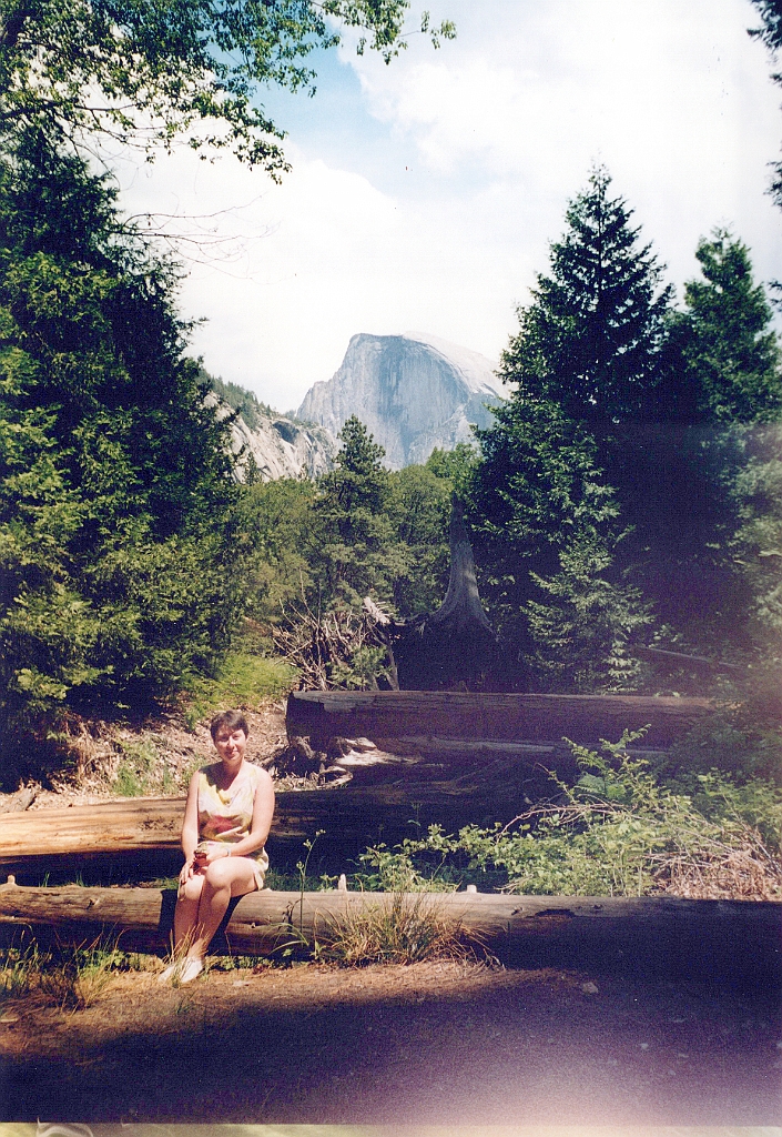 2002 - USA 086 (Yosemite National Park - Half Dome).jpg